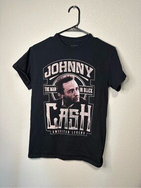 Johnny Cash “The Man in Black” American Legend Graphic T-Shirt Size Small